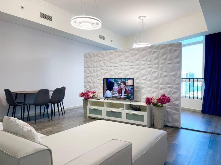 Cozy Upgraded Residential Flat With Sea, Mangrove, Pool View - 1203 Not Hotel Abu Dhabi Ngoại thất bức ảnh
