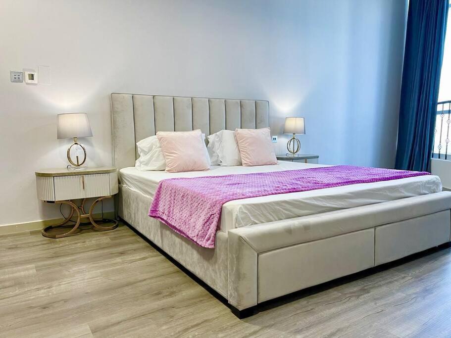 Cozy Upgraded Residential Flat With Sea, Mangrove, Pool View - 1203 Not Hotel Abu Dhabi Ngoại thất bức ảnh